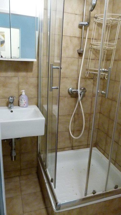 Roooms By Jr City Apartments فيينا المظهر الخارجي الصورة